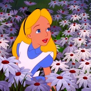 Meet your Posher, Danica